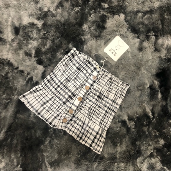 PLAID BLACK AND WHITE CROPPED STRAPLESS BANDEAU RUFFLE TOP - Picture 3 of 5